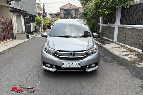 Beli mobil bekas