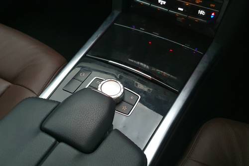 2014 Mercedes Benz E-Class E 200 Avantgarde Line tua