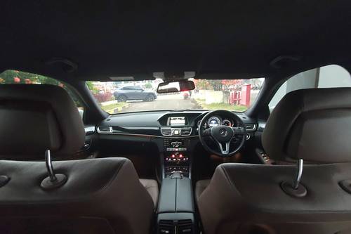 Dijual 2014 Mercedes Benz E-Class E 200 Avantgarde Line bekas