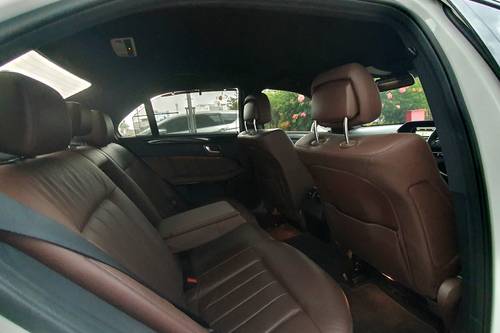 2014 Mercedes Benz E-Class E 200 Avantgarde Line bekas