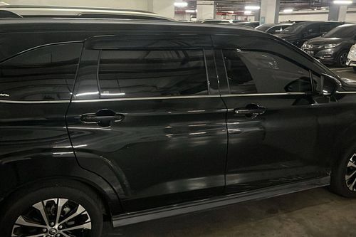 Dijual 2022 Toyota Avanza Veloz Q CVT bekas