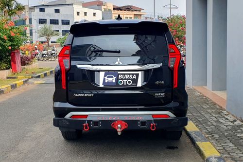 Dijual 2022 Mitsubishi Pajero Sport Dakar Ultimate AT 4x4 bekas