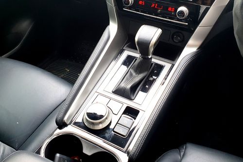 2022 Mitsubishi Pajero Sport Dakar Ultimate AT 4x4 bekas