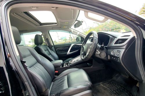 2022 Mitsubishi Pajero Sport Dakar Ultimate AT 4x4 bekas
