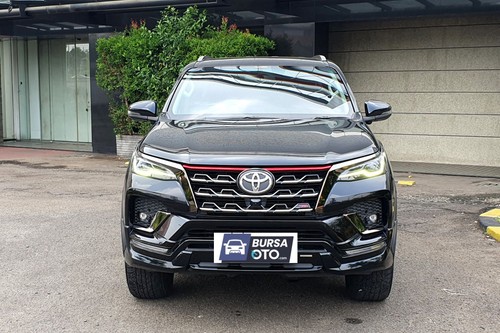 Used 2021 Toyota Fortuner VRZ 4X2 TRD 2.4L AT