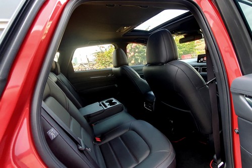 2022 Mazda CX 5 Kuro tua