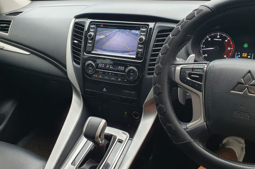 Beli mobil bekas