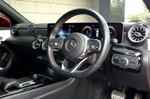 2019 Mercedes Benz CLA-Class 200 AMG Line bekas