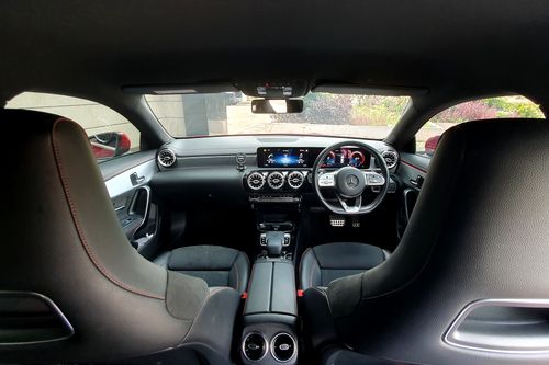 2019 Mercedes Benz CLA-Class 200 AMG Line bekas