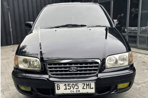 2001 Hyundai Trajet GLS 2.0L AT bekas