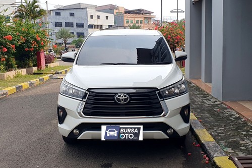 2021 Toyota Kijang Innova REBORN 2.0 G AT LUX bekas