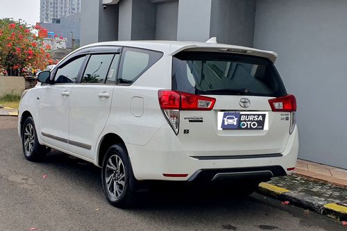 2021 Toyota Kijang Innova REBORN 2.0 G AT LUX tua