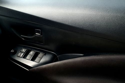 2021 Toyota Kijang Innova REBORN 2.0 G AT LUX bekas