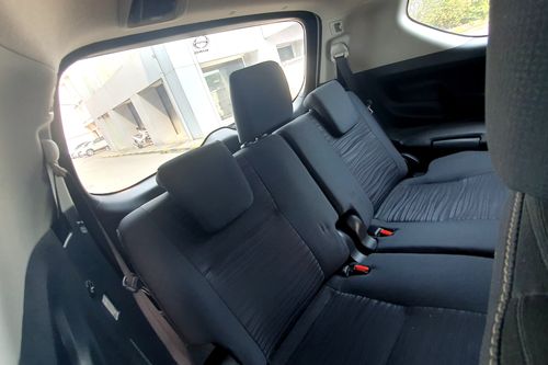 2021 Toyota Kijang Innova REBORN 2.0 G AT LUX bekas