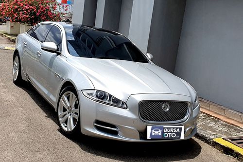 Second hand 2013 Jaguar XJL 3.0 V6 A/T 