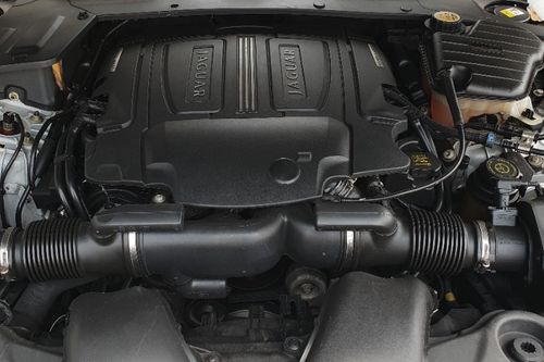 Used 2013 Jaguar XJL 3.0 V6 A/T