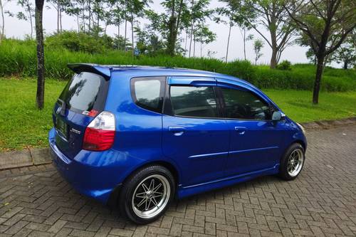 Dijual 2007 Honda Jazz I-DSI 1.5L AT bekas