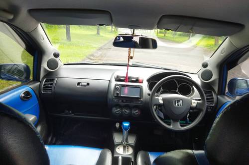 Beli mobil bekas