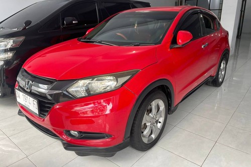 2015 Honda HRV  1.5L E CVT bekas