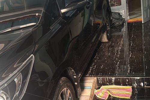 Dijual 2024 Toyota Kijang Innova REBORN 2.4 G MT DIESEL bekas