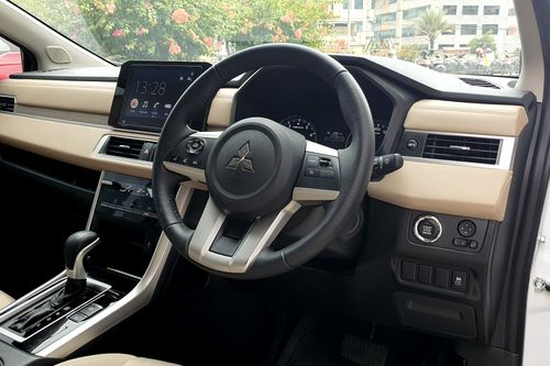 2023 Mitsubishi Xpander Ultimate CVT bekas