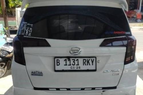 2023 Daihatsu Sigra 1.0 D MT tua
