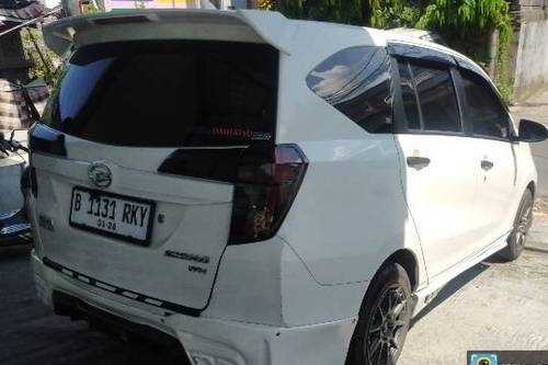 Dijual 2023 Daihatsu Sigra 1.0 D MT bekas