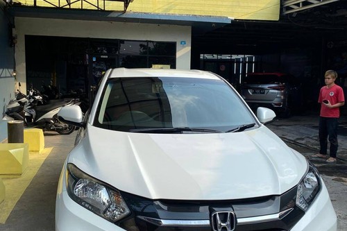 Used 2017 Honda HRV E CVT