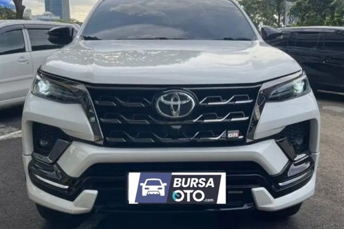 2022 Toyota Fortuner 2.4 GR Sport AT bekas
