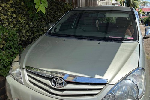 2010 Toyota Kijang Innova 2.0 G AT bekas