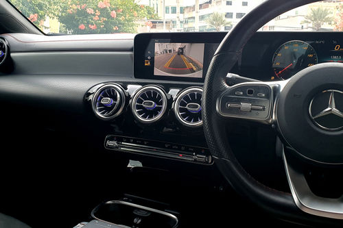 2019 Mercedes Benz CLA-Class 200 AMG Line bekas