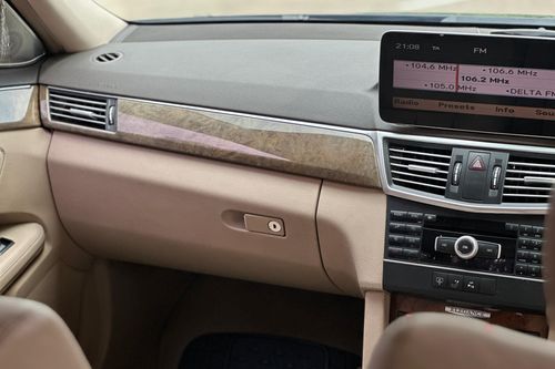 Used 2010 Mercedes Benz E-Class E 300 ELEGANT
