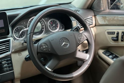 Used 2010 Mercedes Benz E-Class E 300 ELEGANT