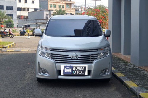 2013 Nissan Elgrand 2.5L HWS bekas