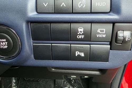 2024 Suzuki Baleno HB A/T bekas