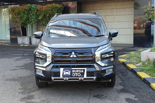 2023 Mitsubishi Xpander Cross Premium CVT bekas