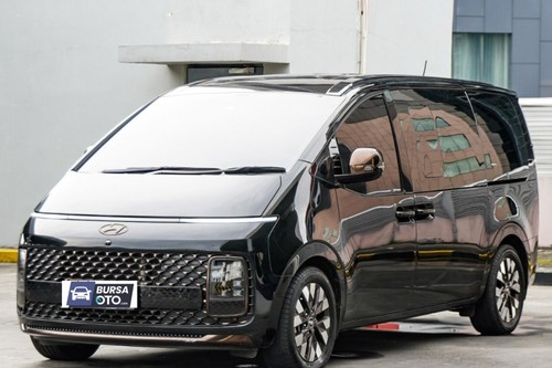 2021 Hyundai Staria Signature 7 bekas
