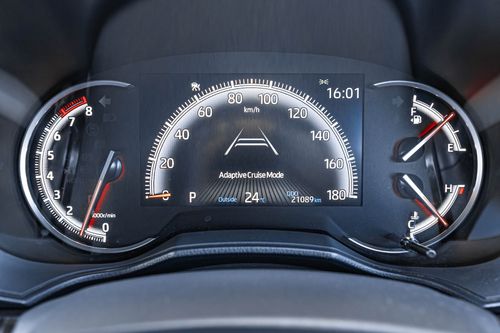 2023 Toyota Voxy 2.0L AT bekas