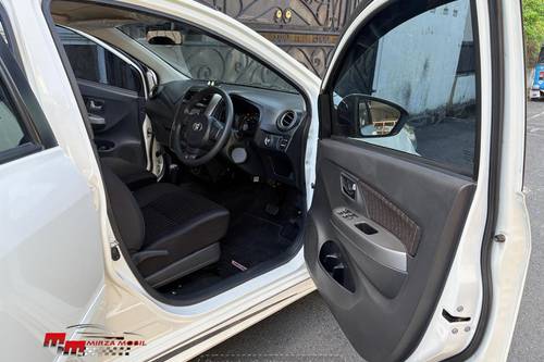 Beli mobil bekas