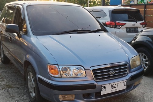 2003 Hyundai Trajet GLS 2.0L MT bekas