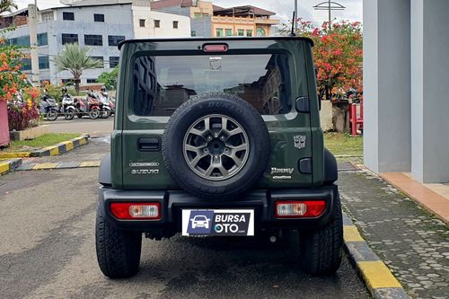 Dijual 2023 Suzuki Jimny Single Tone MT bekas
