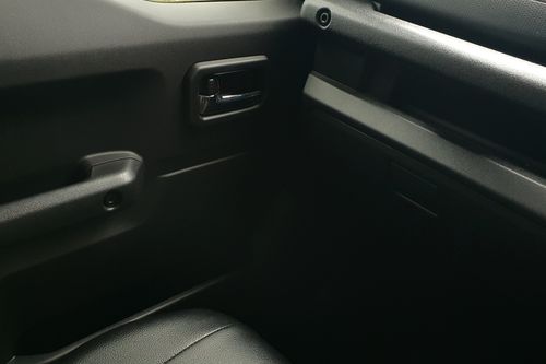 2023 Suzuki Jimny Single Tone MT bekas