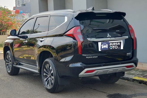 2022 Mitsubishi Pajero Sport Dakar Ultimate AT 4x2 tua