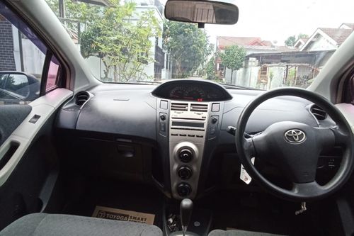 Dijual 2011 Toyota Yaris 1.5 J AT MC bekas
