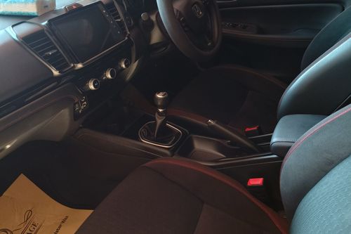Dijual 2022 Honda City Hatchback RS MT bekas