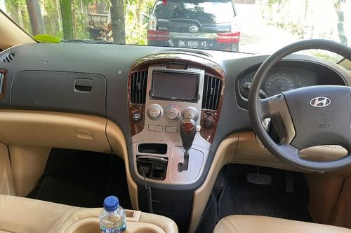 2013 Hyundai H1 2.5L CRDi Elegance tua
