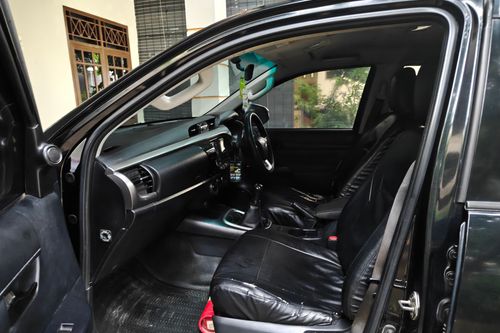 2022 Toyota Hilux Double Cabin G 2.5L MT tua