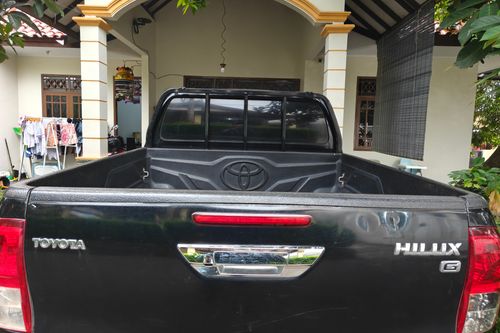 2022 Toyota Hilux Double Cabin G 2.5L MT tua