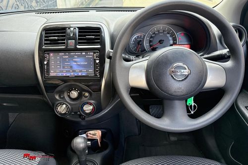 Beli mobil bekas
