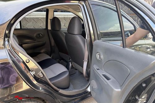 Beli mobil bekas